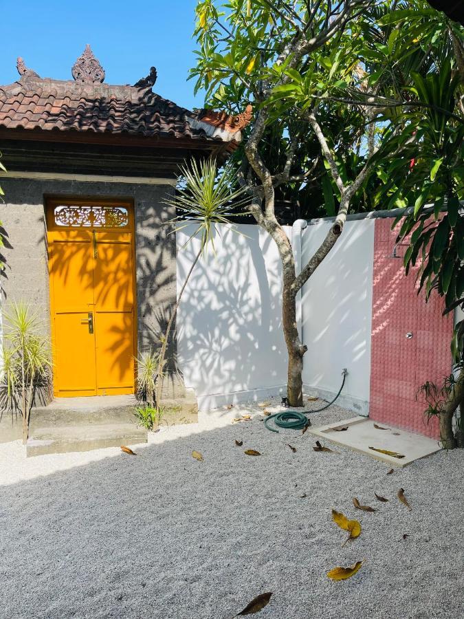 Villa Dadirri - In The Heart Of Seminyak - Walking Distance From Restaurants, Bars And Beach - Perfect Location Exterior photo